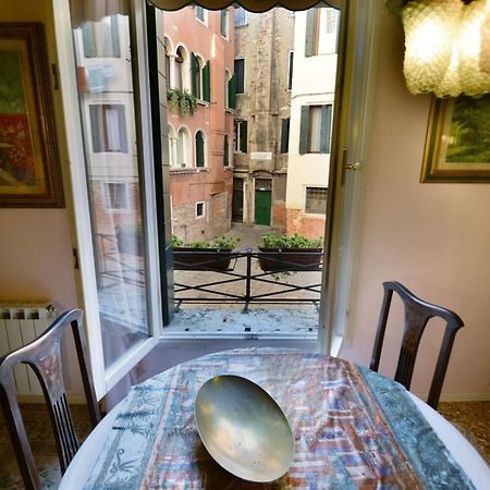 Apartamento Ve.N.I.Ce. Cera Casa Del Sol Venecia Exterior foto