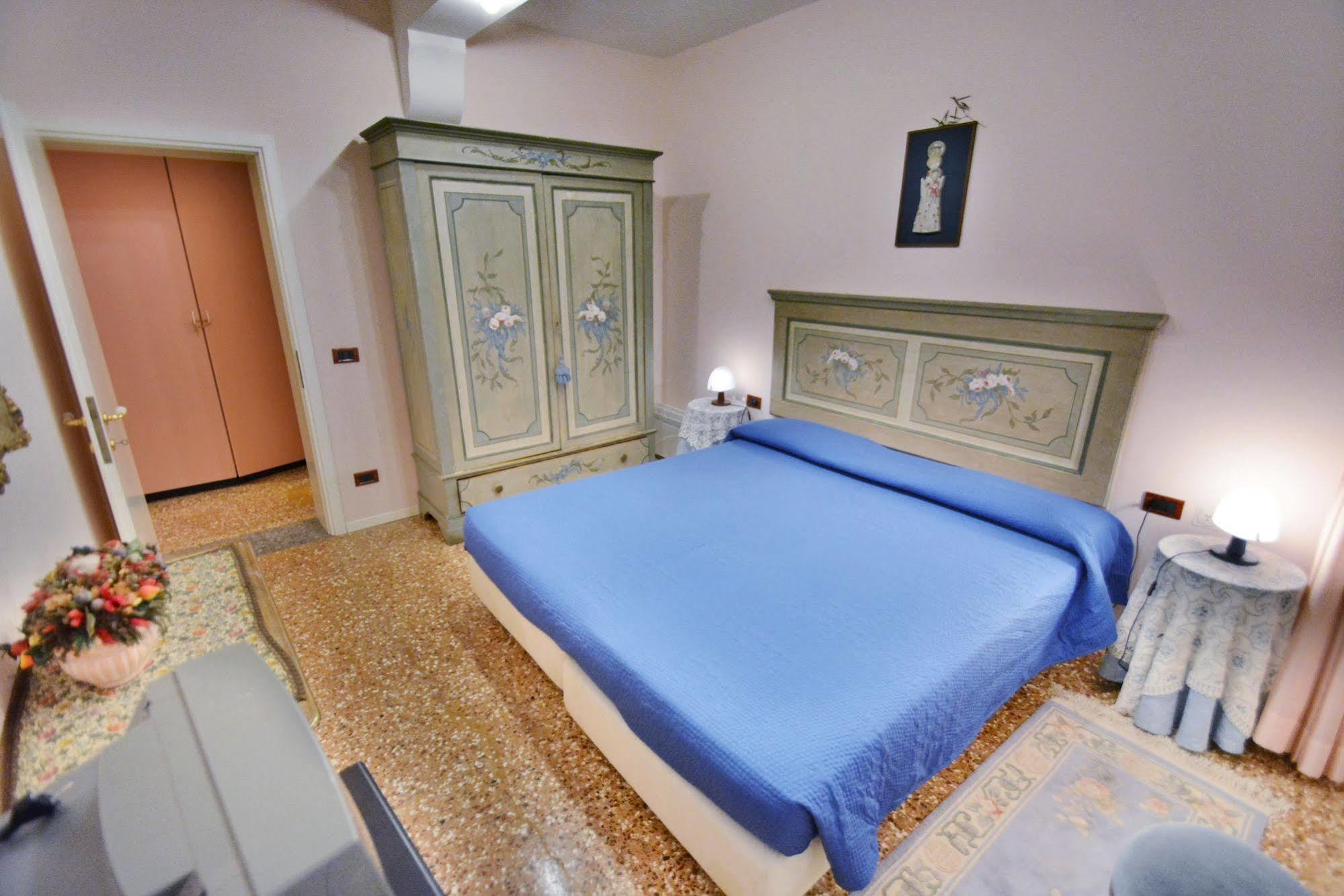 Apartamento Ve.N.I.Ce. Cera Casa Del Sol Venecia Exterior foto