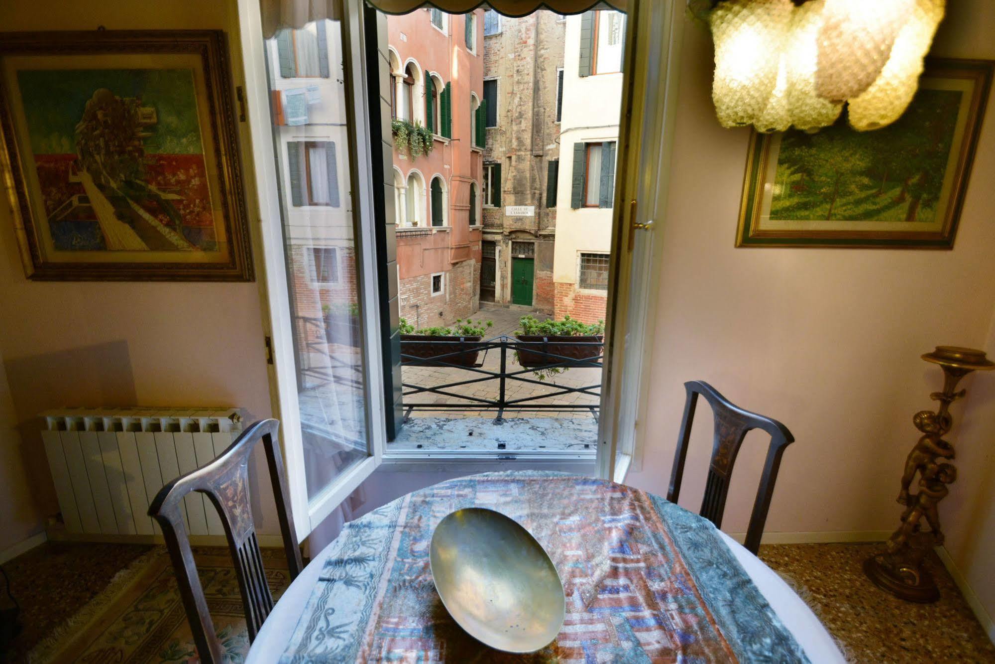 Apartamento Ve.N.I.Ce. Cera Casa Del Sol Venecia Exterior foto