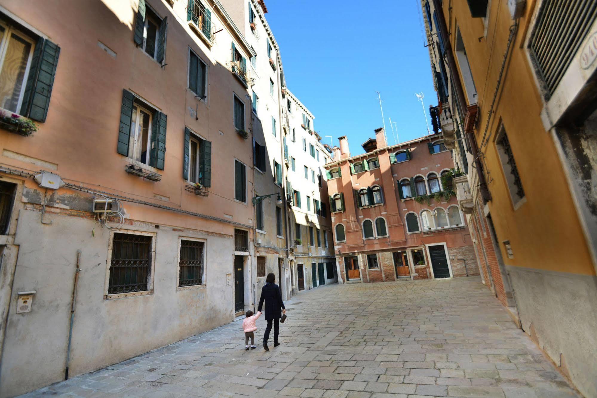 Apartamento Ve.N.I.Ce. Cera Casa Del Sol Venecia Exterior foto